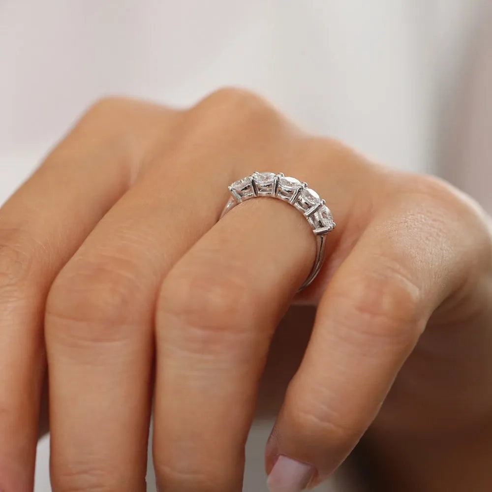 14k Gold Round Diamond 1ctw Five Stone Shared Prong Wire Basket Ring