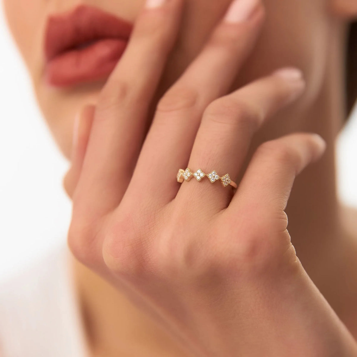 14k Solid Gold Round Diamond Stackable Clover Cluster Ring 0.20 ctw