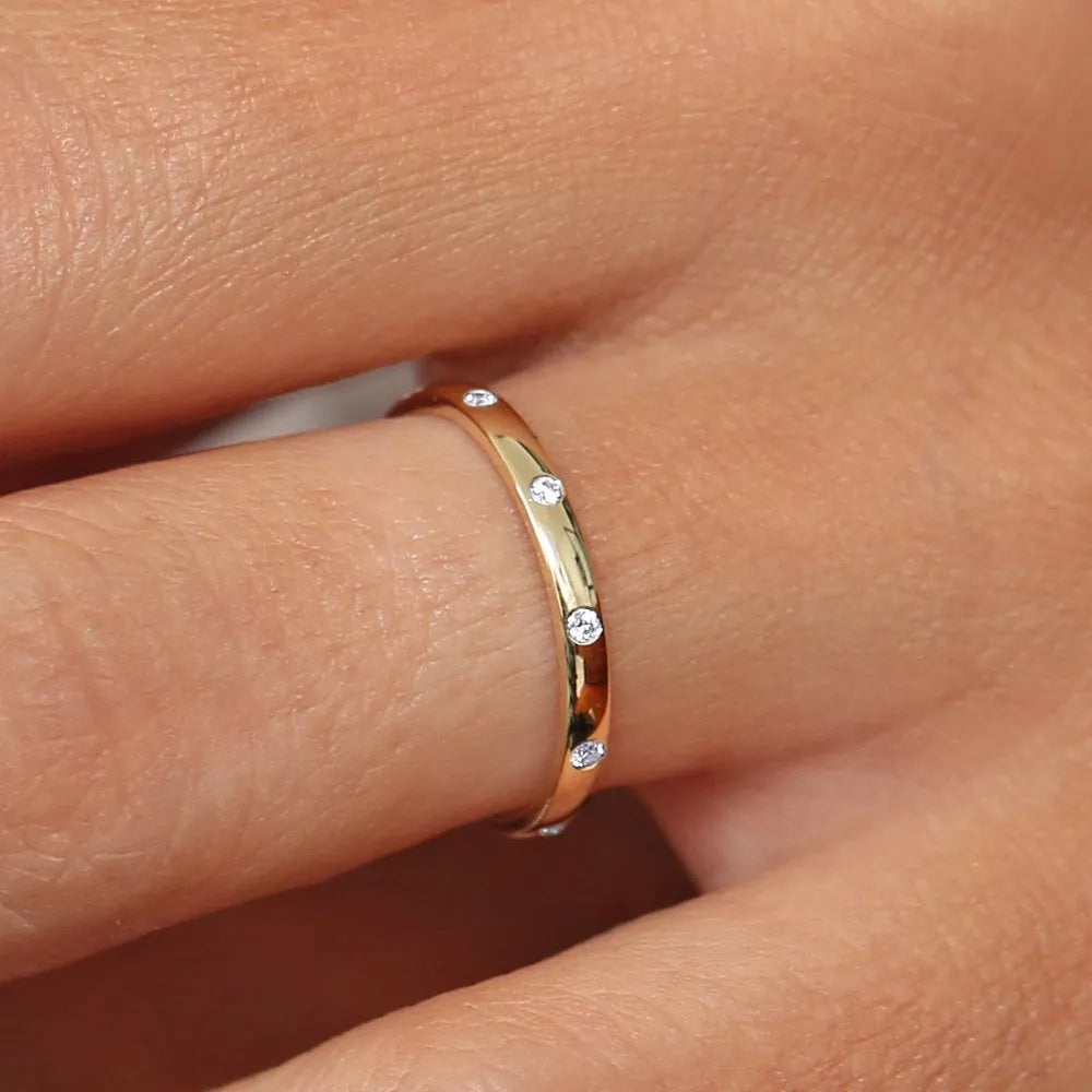 14K Solid Gold Round Diamond Burnish Set Wedding Ring 0.10 Carat