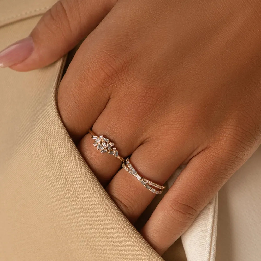 14k Gold 0.30 CTW Baguette and Round Diamond Cluster Ring
