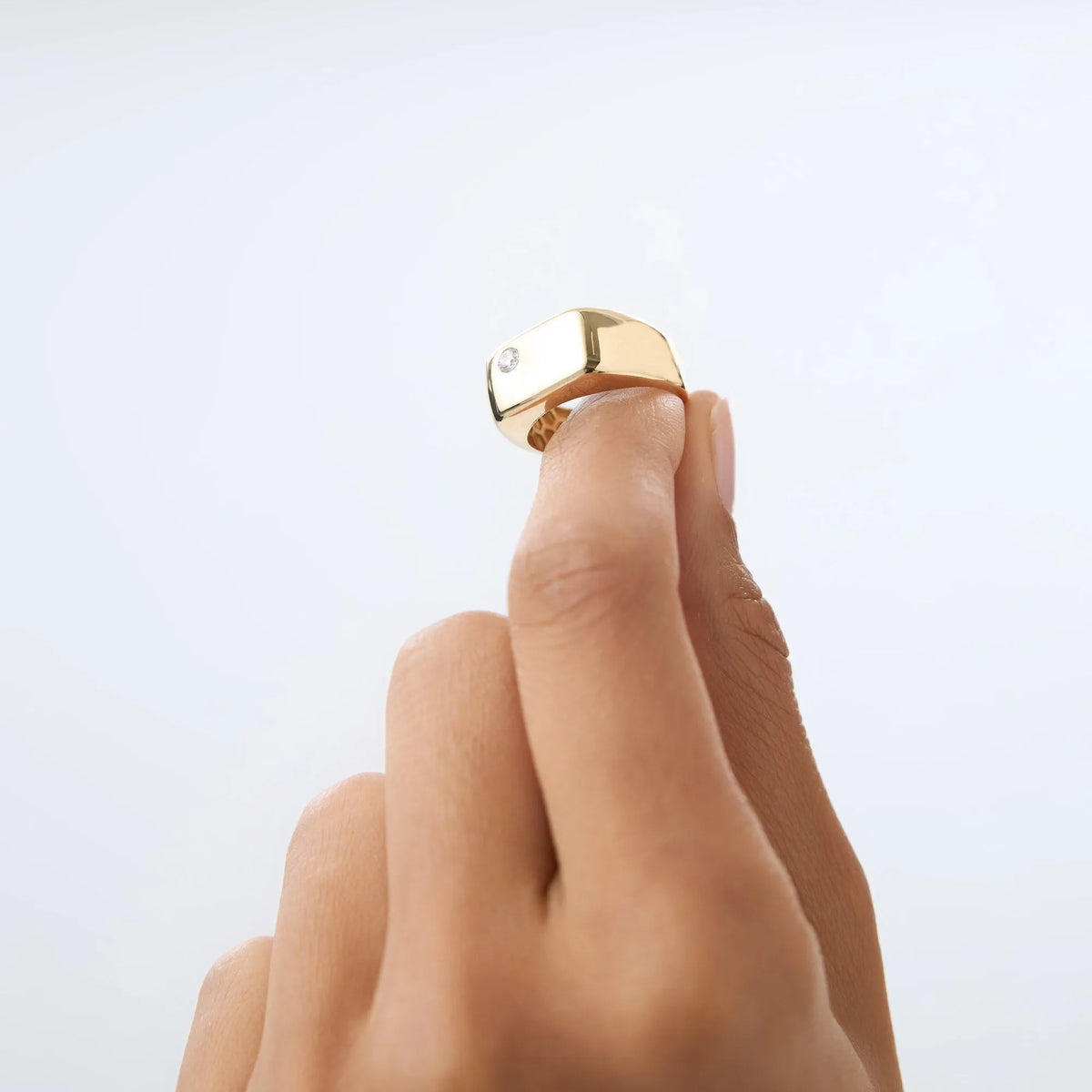14K Solid Gold Round Diamond 0.08 Carat Rectangular Signet Ring