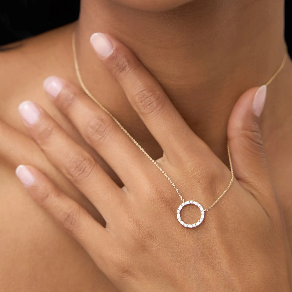 14K Solid Gold 0.30 CTW Baguette and Round Diamond Circle Necklace