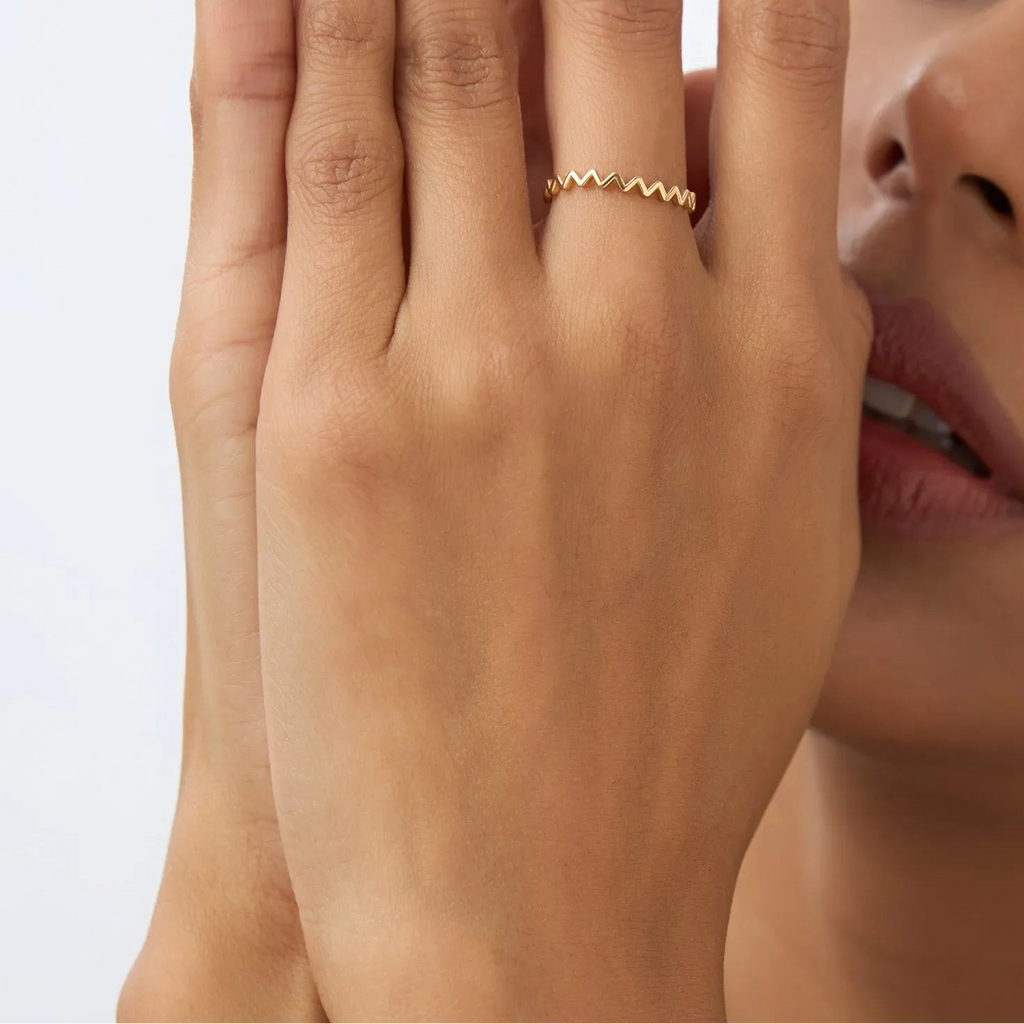 14k Solid Gold High and Low Zig Zag Stackable Band Ring
