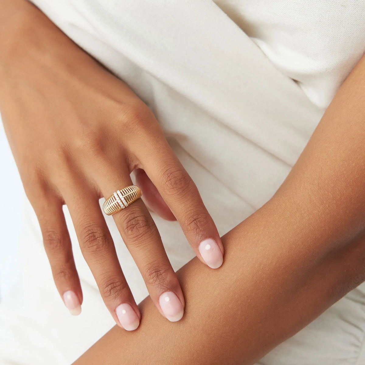 14k Solid Gold Round Diamond 0.18 Carat Ribbed Dome Statement Ring