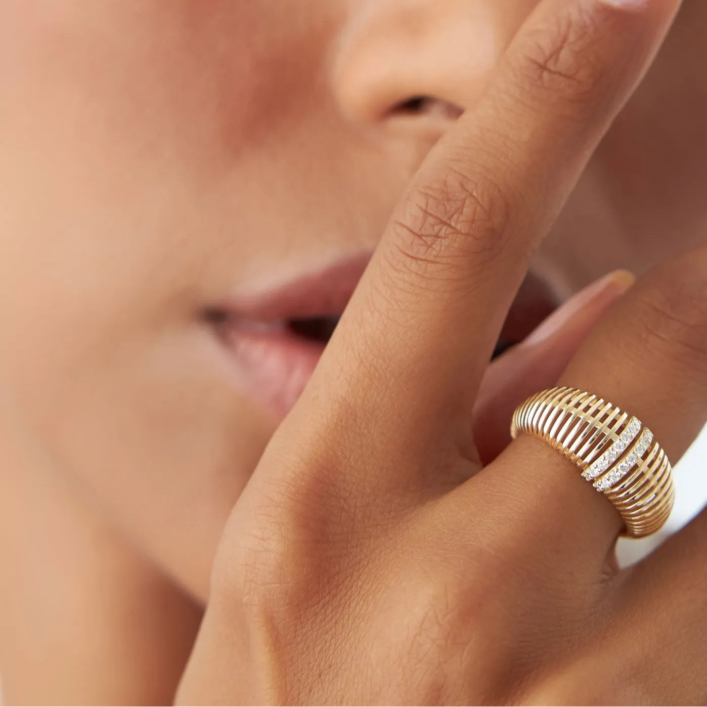 14k Solid Gold Round Diamond 0.18 Carat Ribbed Dome Statement Ring