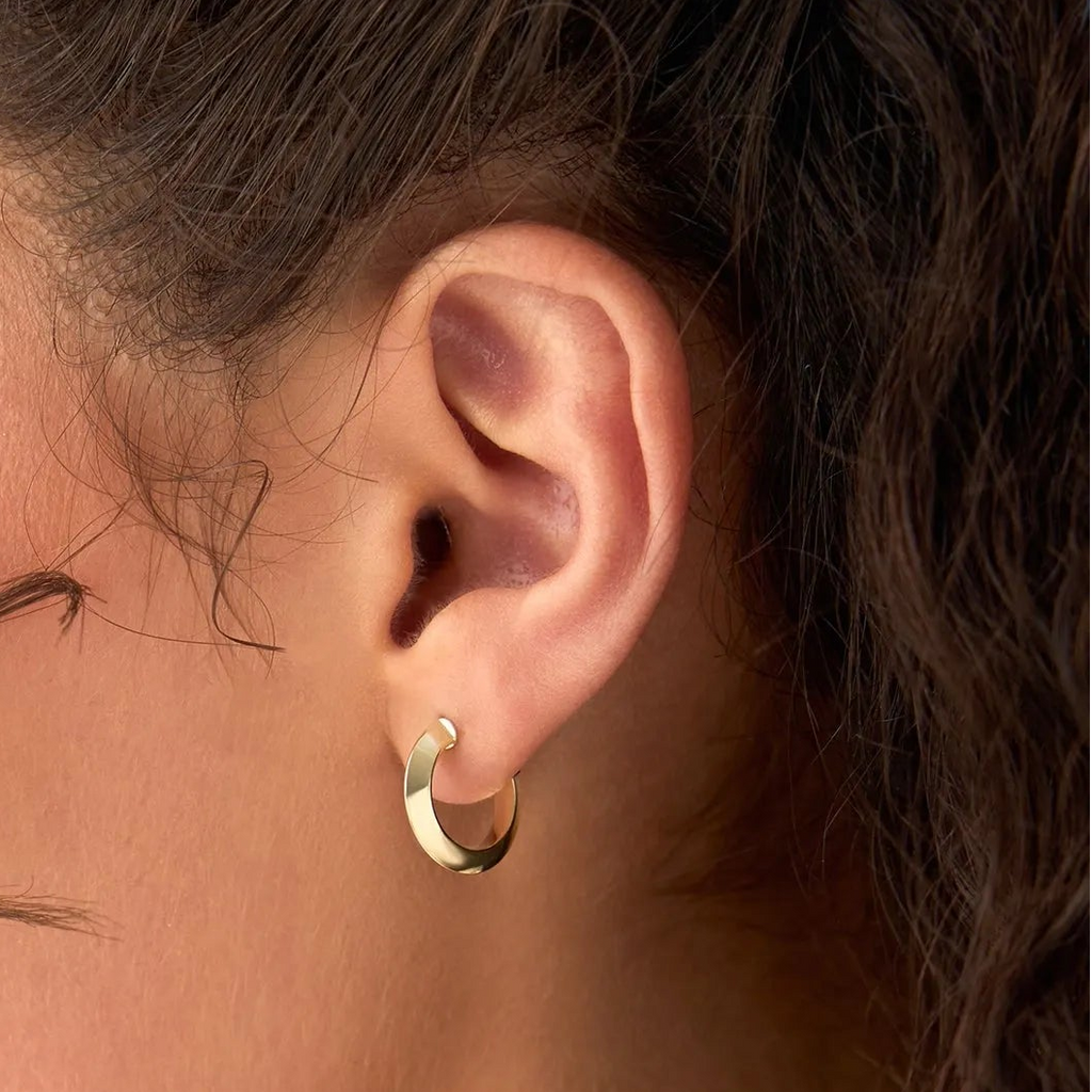 14k Yellow Gold Knife Edge Hoop Earrings 15mm Outer Diameter 2.8mm Width