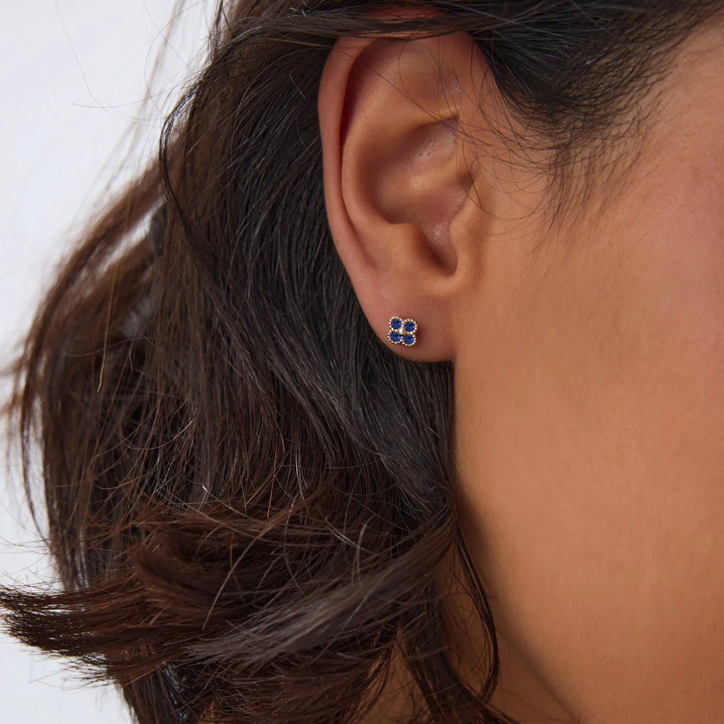 14K Solid Gold Round Sapphire Clover Beaded Stud Earrings 0.35 CTW