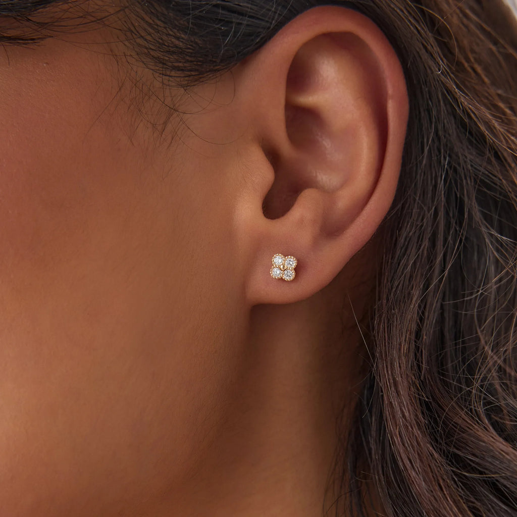 14k Gold Diamond Round Cut Clover Beaded Stud Earrings 0.28 ctw