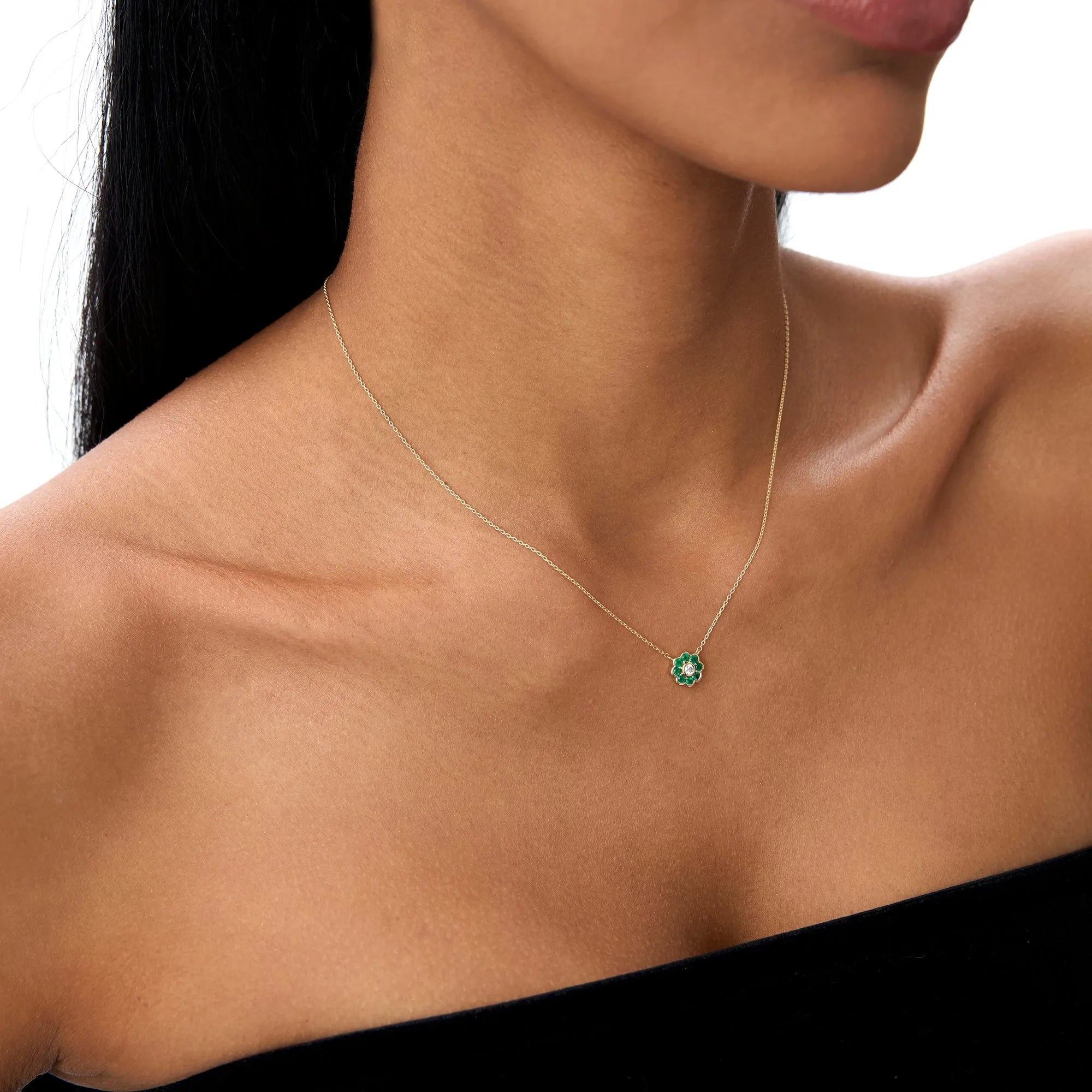 14k Solid Gold Round Emerald 0.25 CTW and Diamond 0.05 CTW Flower Bezel Setting Pendant Necklace