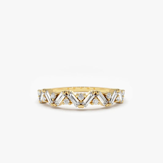 14K Gold 0.35 Carat Baguette and Round Diamond Slanted Prong Set Ring