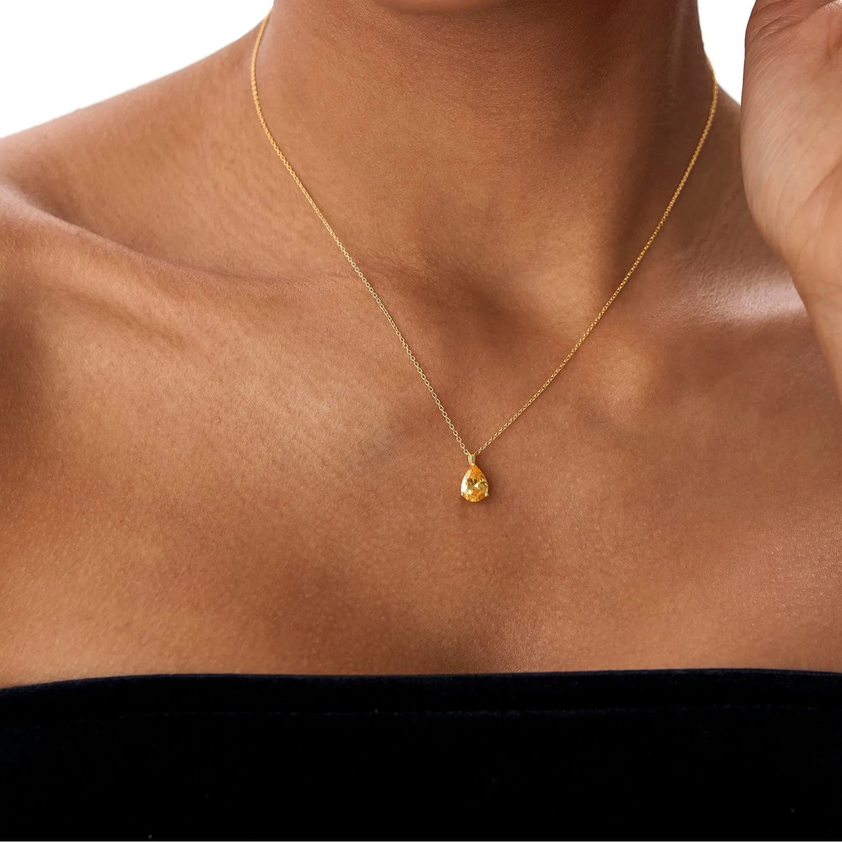 14k Solid Gold Citrine Pear Shaped Solitaire Necklace 0.60 Carat