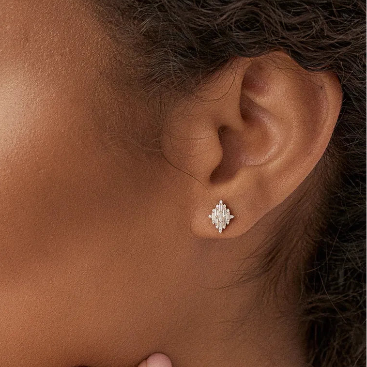 14k Gold Diamond Baguette and Round Cut Cluster Stud Earrings Prong Setting 0.45 ctw