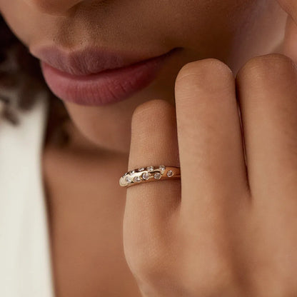 14K Solid Gold Round Diamond 0.30 Carat Dome Zig Zag Flush Setting Ring