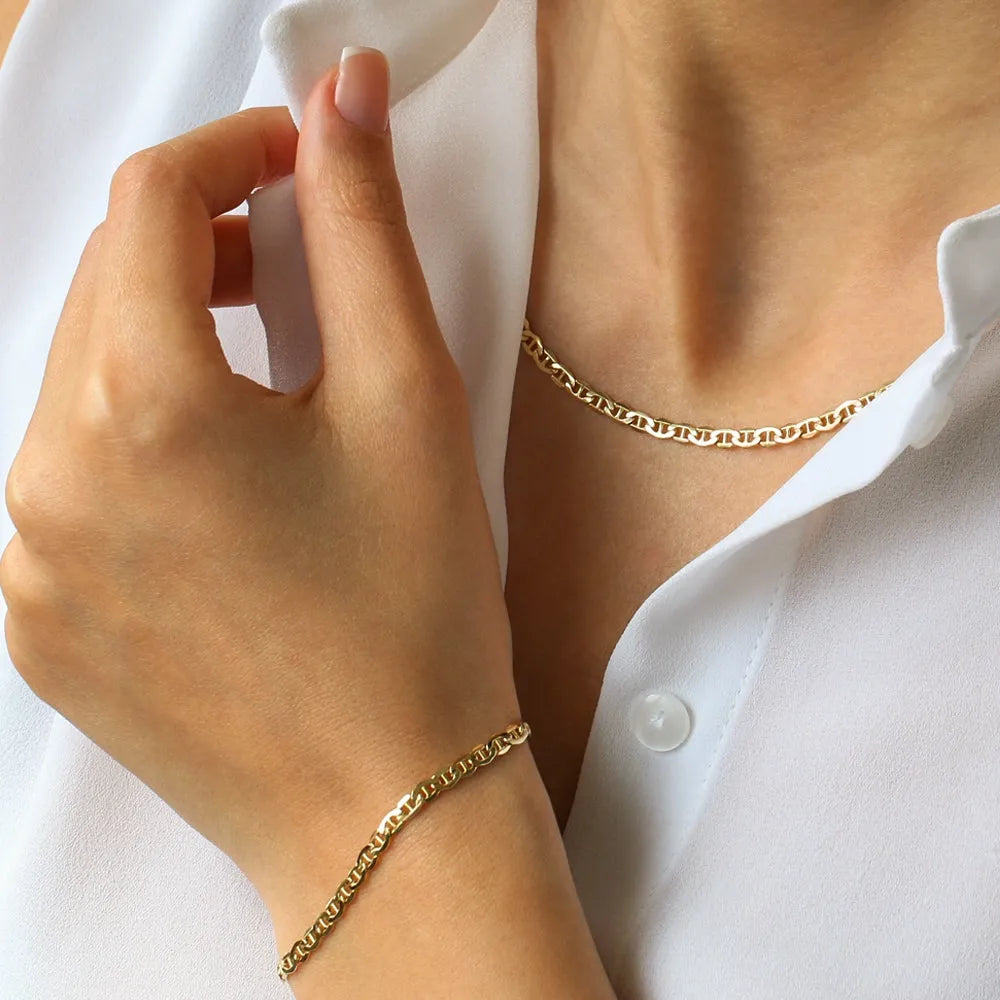 14k Gold Mariner Link Chain Bracelet with Lobster Clasp