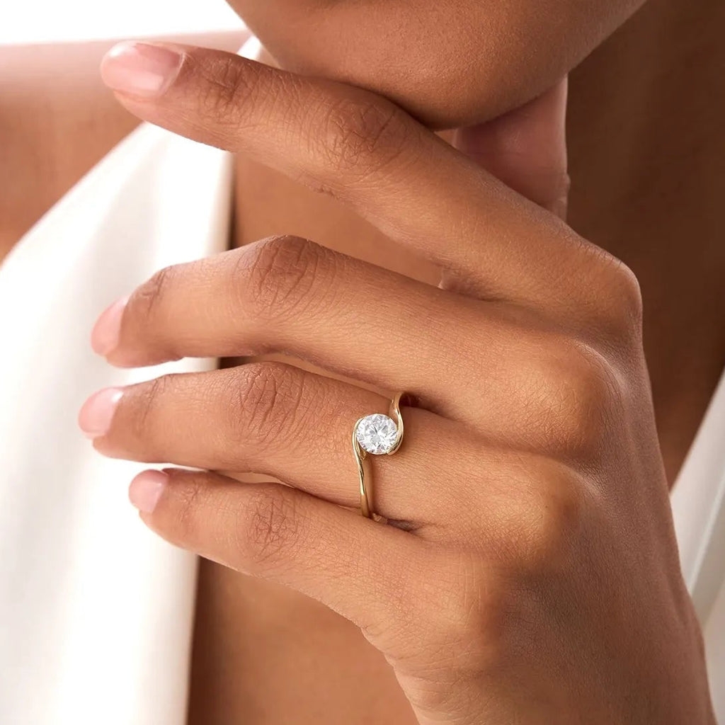 1.00 Ctw Round Lab Grown Diamond S Shape Engagement Ring in 14K Gold