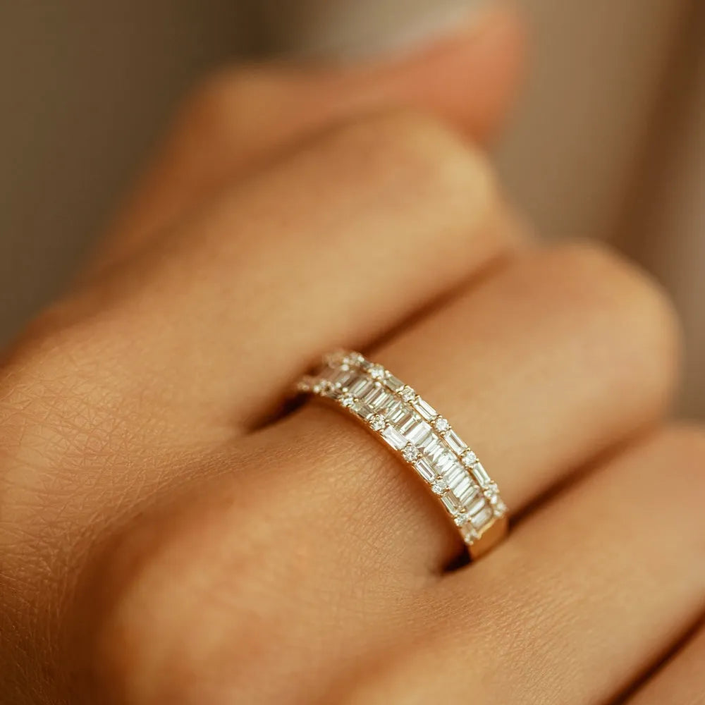 14K Solid Gold Baguette and Round Diamond 0.85 Carat Wedding Band