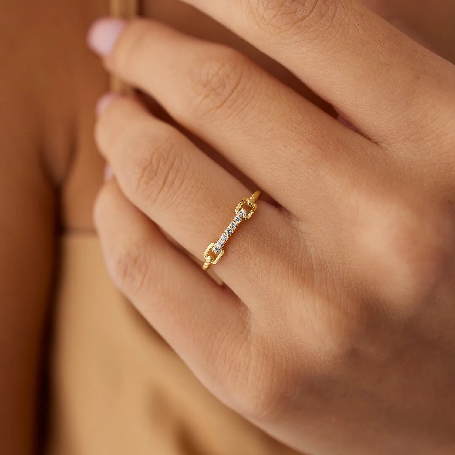 14k Gold Round Cut Diamond Braided Stackable Pave Ring 0.07 ctw