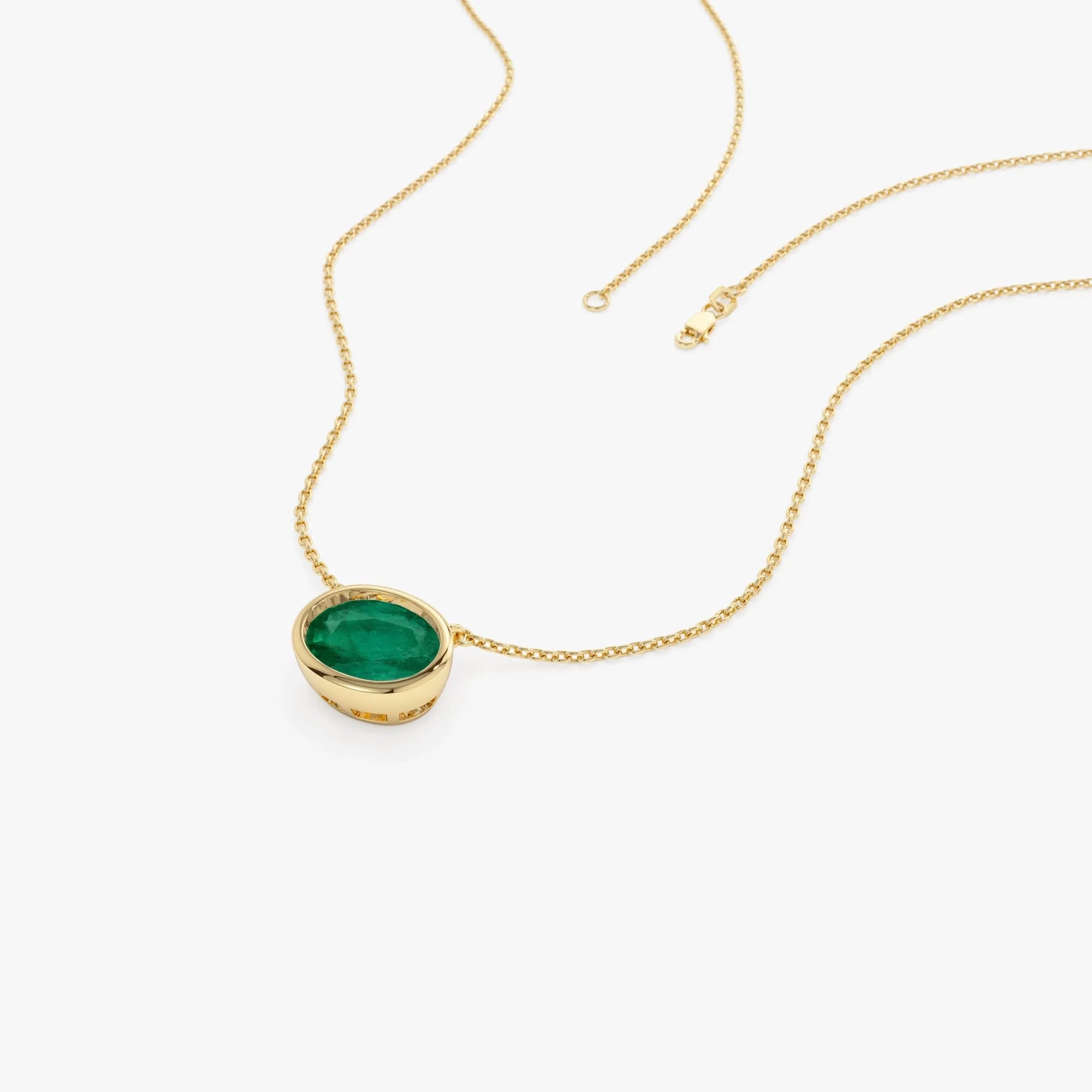 14k Solid Gold Oval and Octagon Cut Emerald 1.55 to 2.20 CTW Bezel Setting Necklace