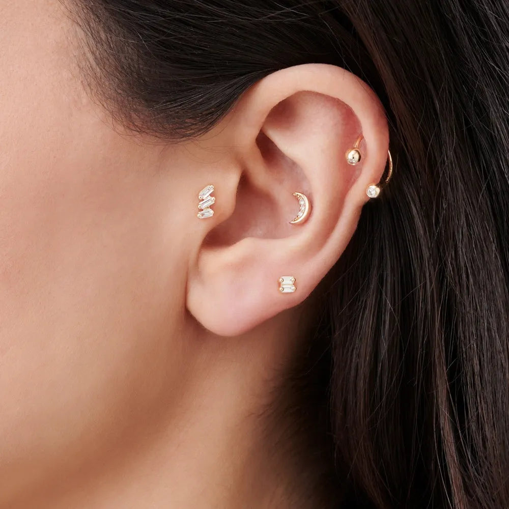 14k Gold Diamond Round Cut Crescent Moon Helix Piercing Single Earring 0.025 ctw