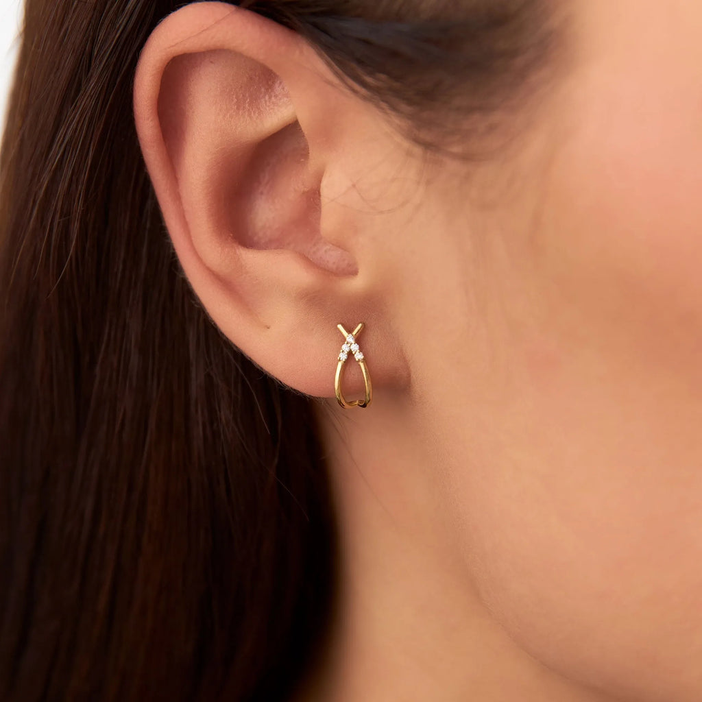 14k Gold Diamond Round Cut Criss Cross Half Hoop Stud Earrings 0.09 ctw