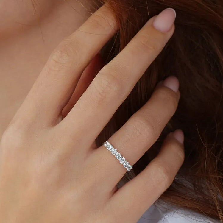 14K Solid Gold 0.70 ctw Round Diamond 7 Stone Basket Setting Ring