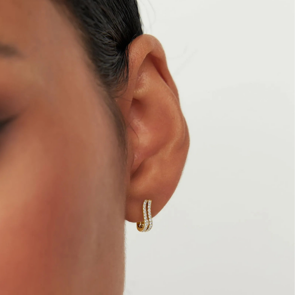 14k Gold Diamond Round Cut Wave Pave Huggie Hoop Earrings 0.30 ctw