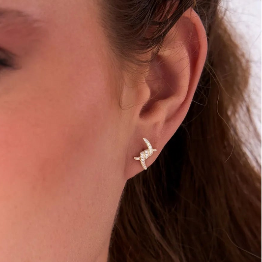 14k Gold Diamond Round Cut Knot Stud Earrings 0.20 ctw