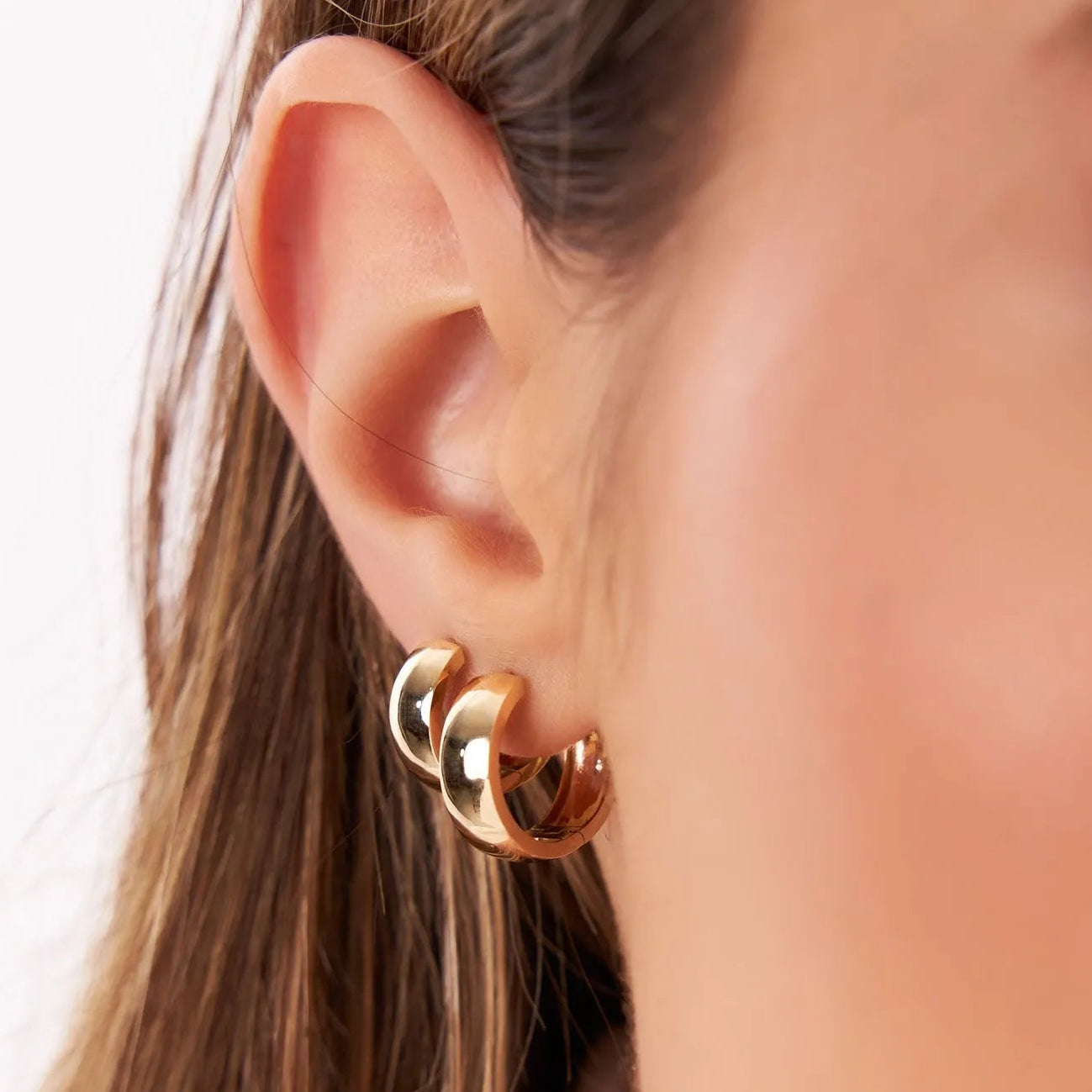 14k Solid Gold Chunky Huggie Hoop Earrings 5mm Width Polished Design