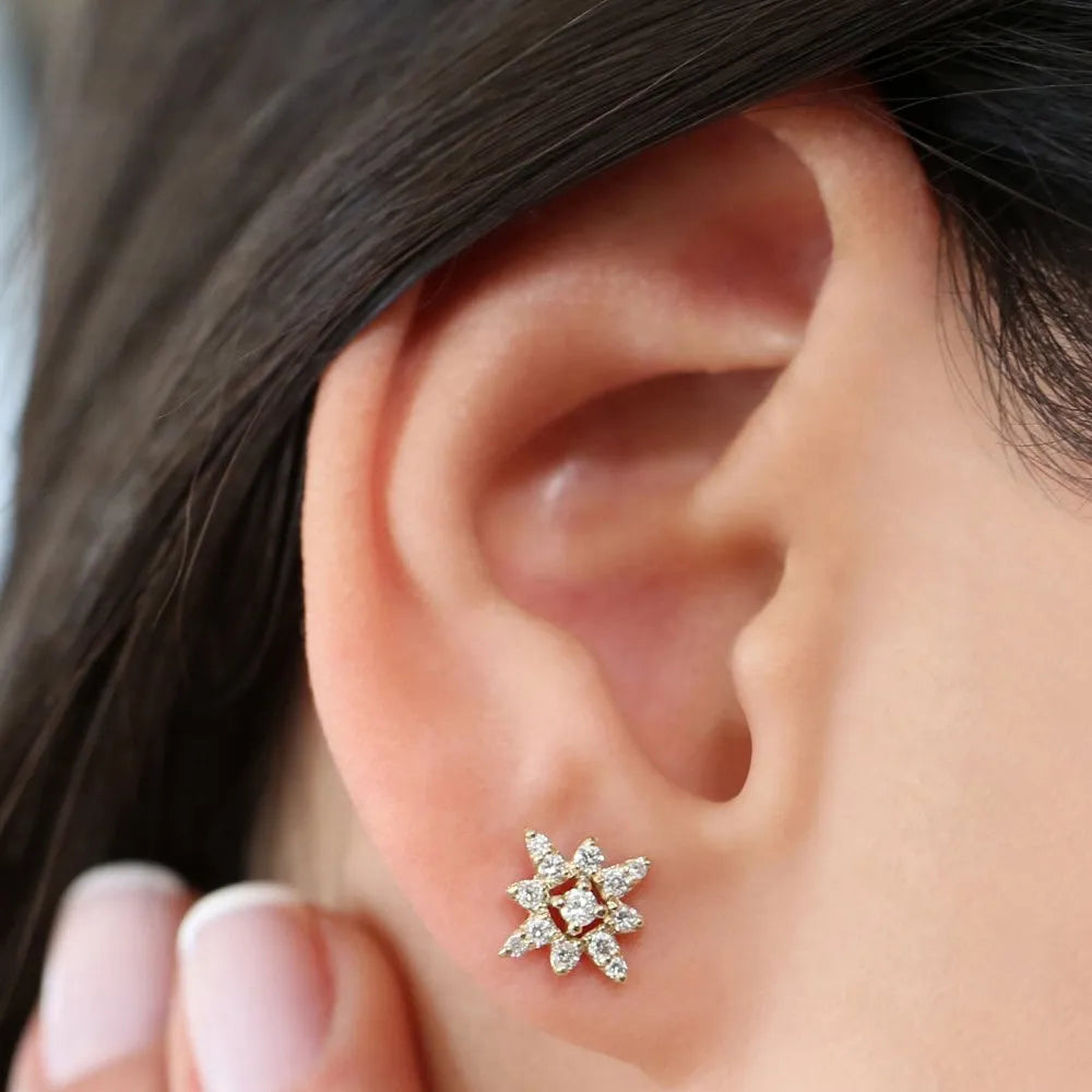 14k Gold Diamond Round Cut Compass Star Stud Earrings Prong Setting 0.42 ctw