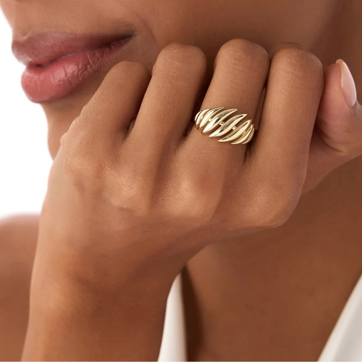 14k Gold Chunky Wave Dome Cocktail Ring 11.75mm Wide Statement Band