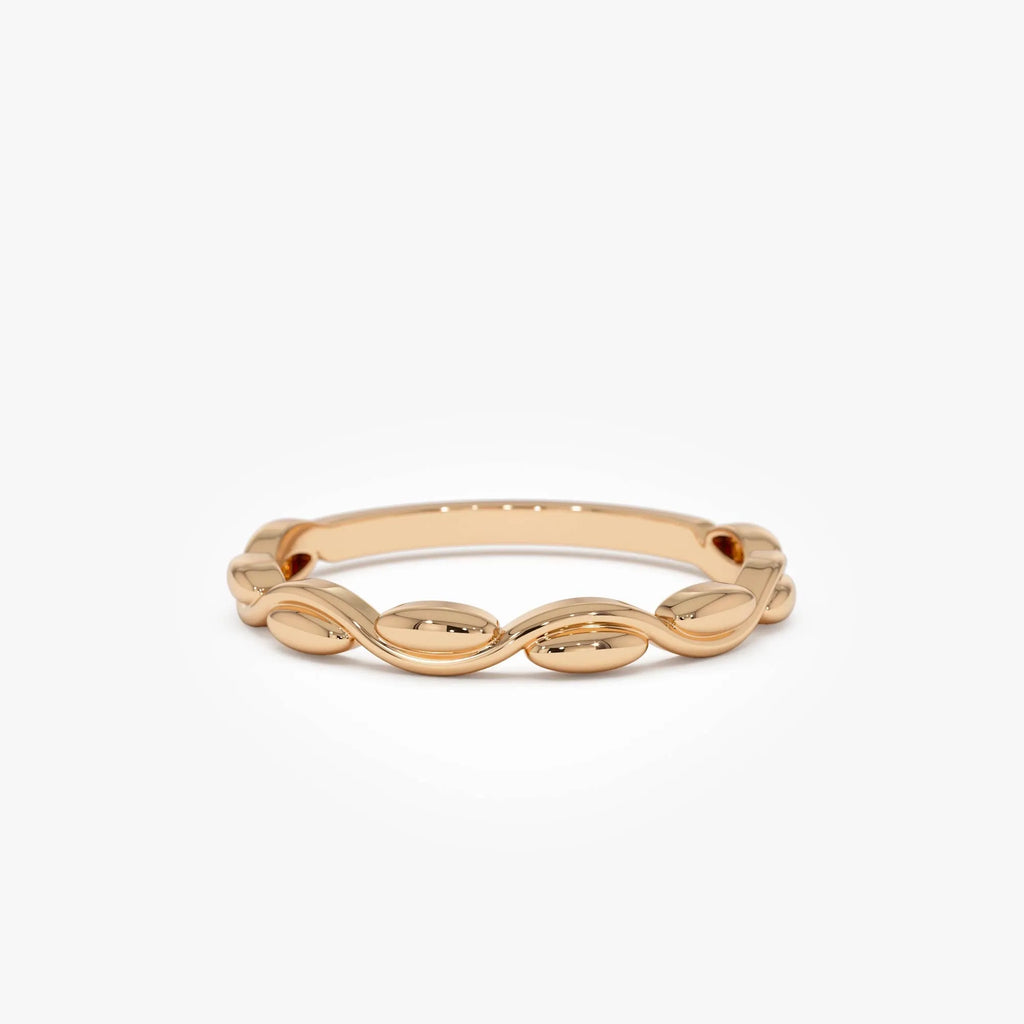 14k Gold Oval Link Ring 2.4mm Wide Graduated Band