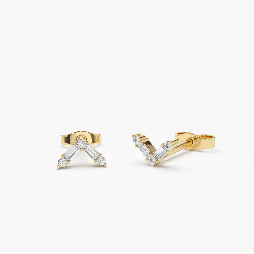 14k Gold Diamond Baguette and Round Cut Earrings Prong Setting 0.14 ctw