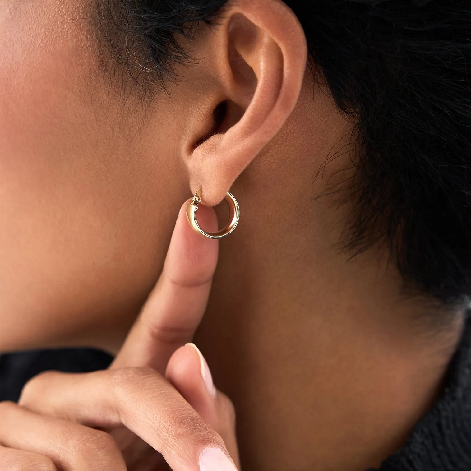 14k Yellow Gold Bold Mini Hoop Earrings 6mm Width 13mm Outer Diameter