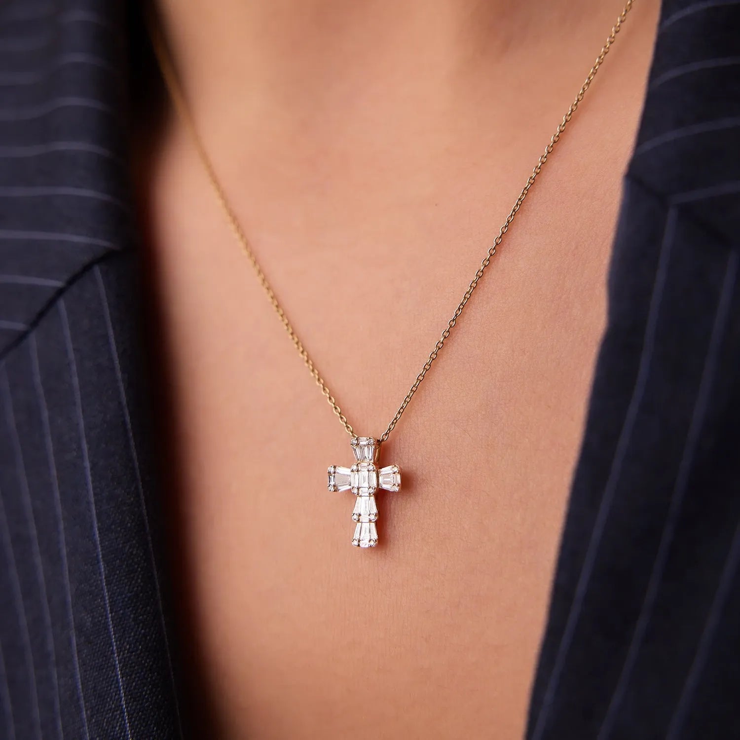 14k Solid Gold Baguette and Round Diamond 0.26 CTW Illusion Setting Cross