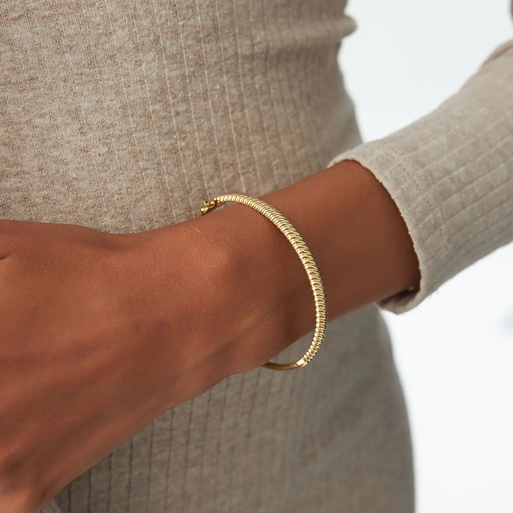 14K Solid Gold Wide Twist Design Bangle Bracelet