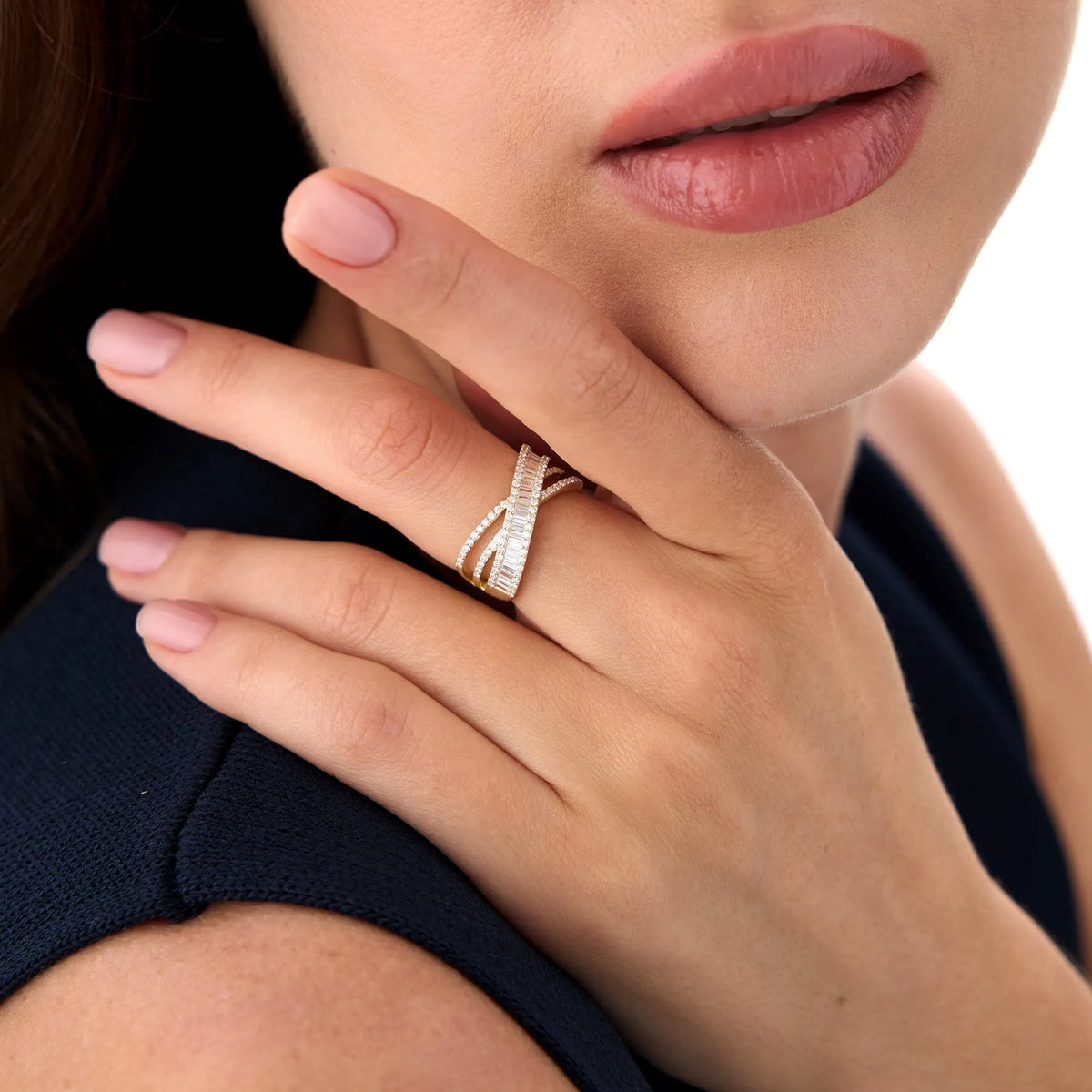 14k Solid Gold Baguette and Round Diamond 0.85 Carat Multi Row Criss Cross Band Ring