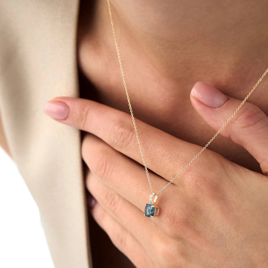 14k Solid Gold London Blue Topaz and Diamond Cushion Cut Pendant Necklace 1.07 Carat