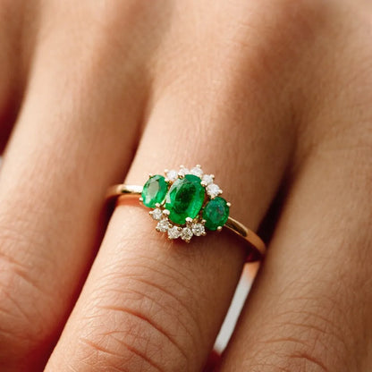 14K Gold Oval Emerald and Round Diamond Three Stone Cluster Ring 1.06 CTW
