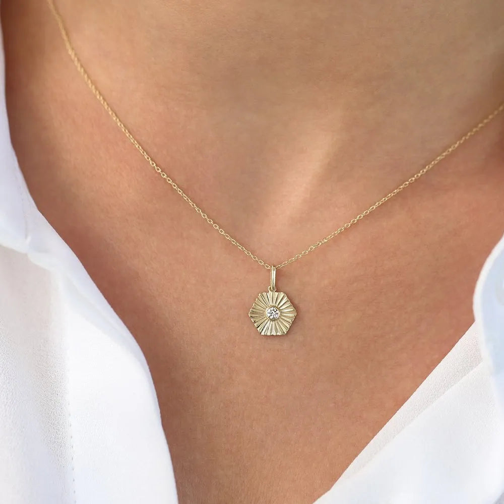 14K Solid Gold Round Diamond Hexagon Disc Ray Pendant Necklace 0.07ctw