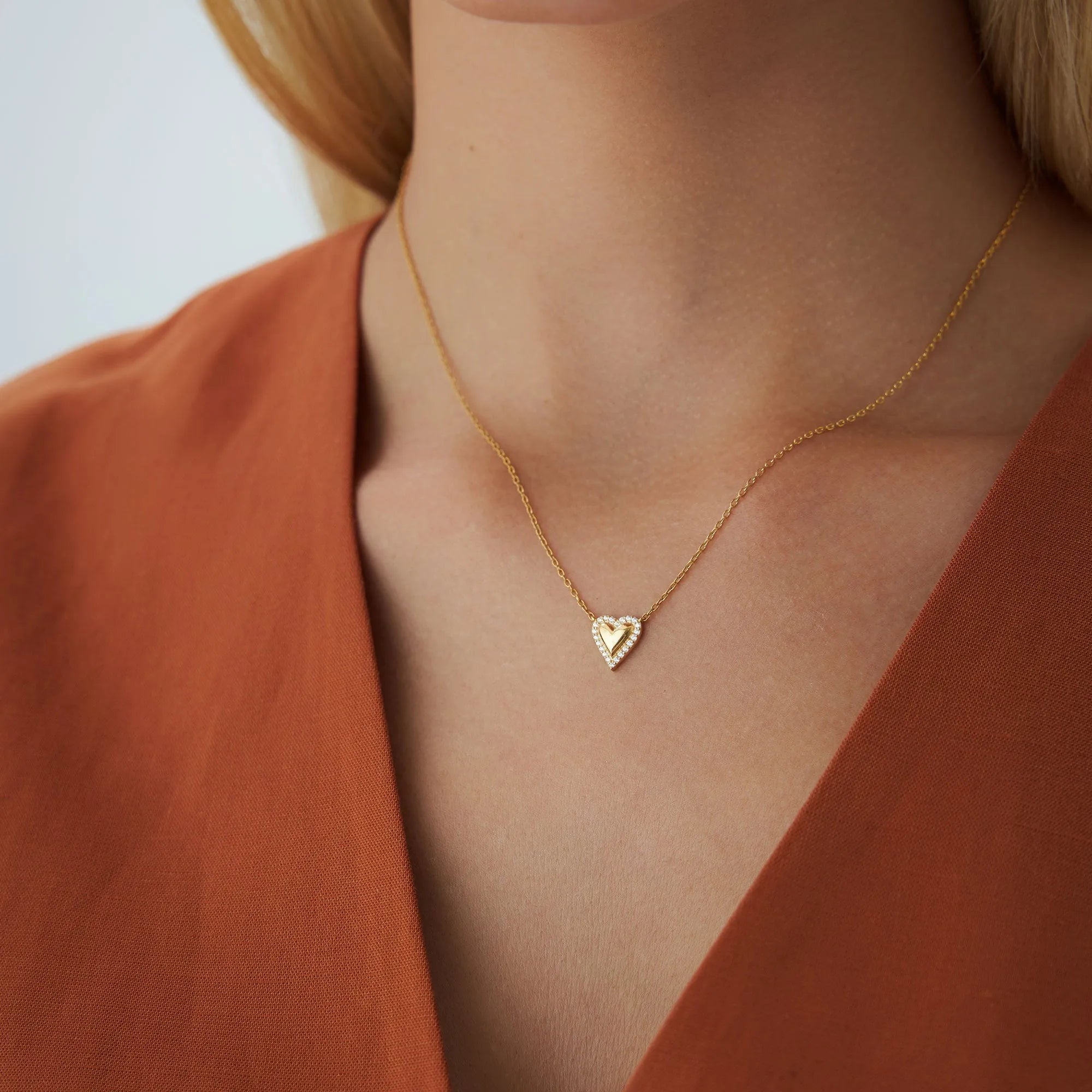 14K Solid Gold 0.12 CTW Round Diamond Puffed Heart Love Necklace