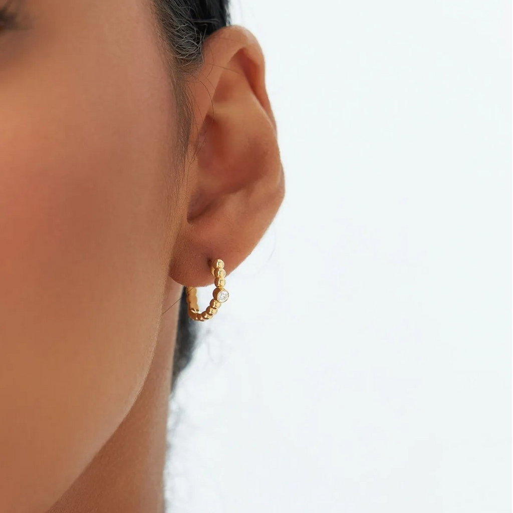 14k Gold Diamond Round Cut Bezel Setting Beaded Huggie Earrings 0.10 ctw