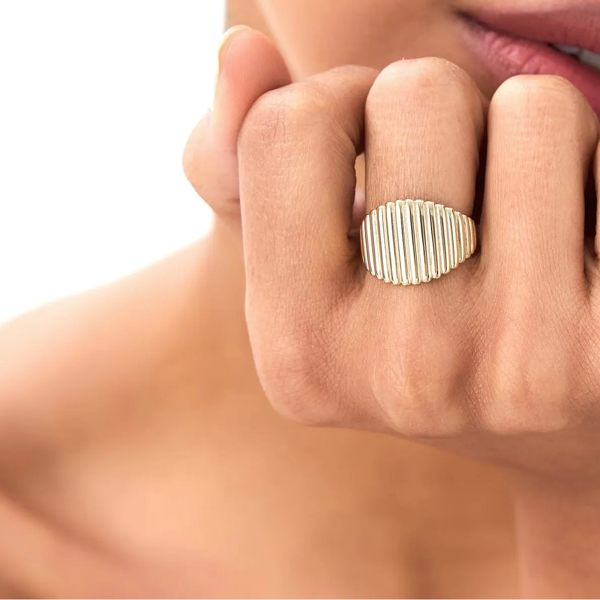 14k Gold Tapered Ribbed Statement Ring 14mm Wide Graduated Band