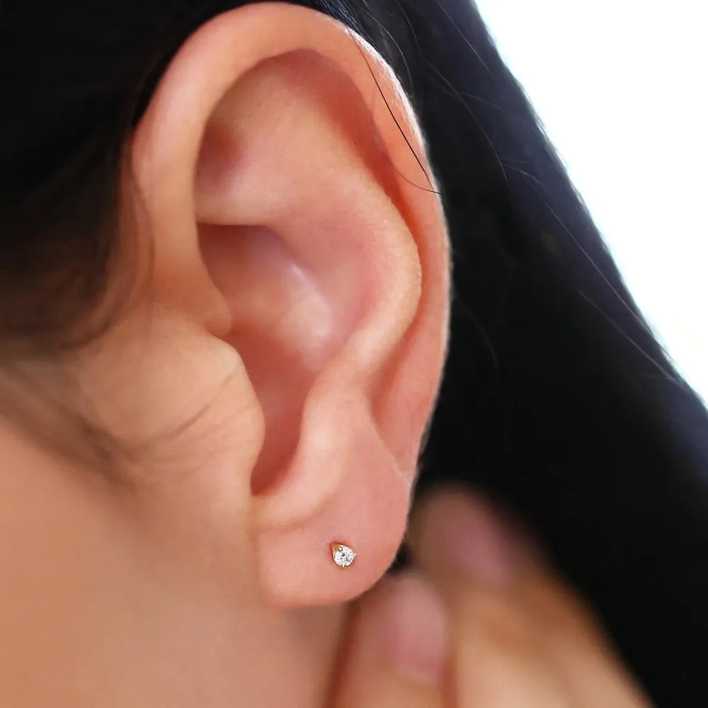 14k Gold Lab Grown Diamond Round Cut Mini Stud Earrings 0.05 ctw