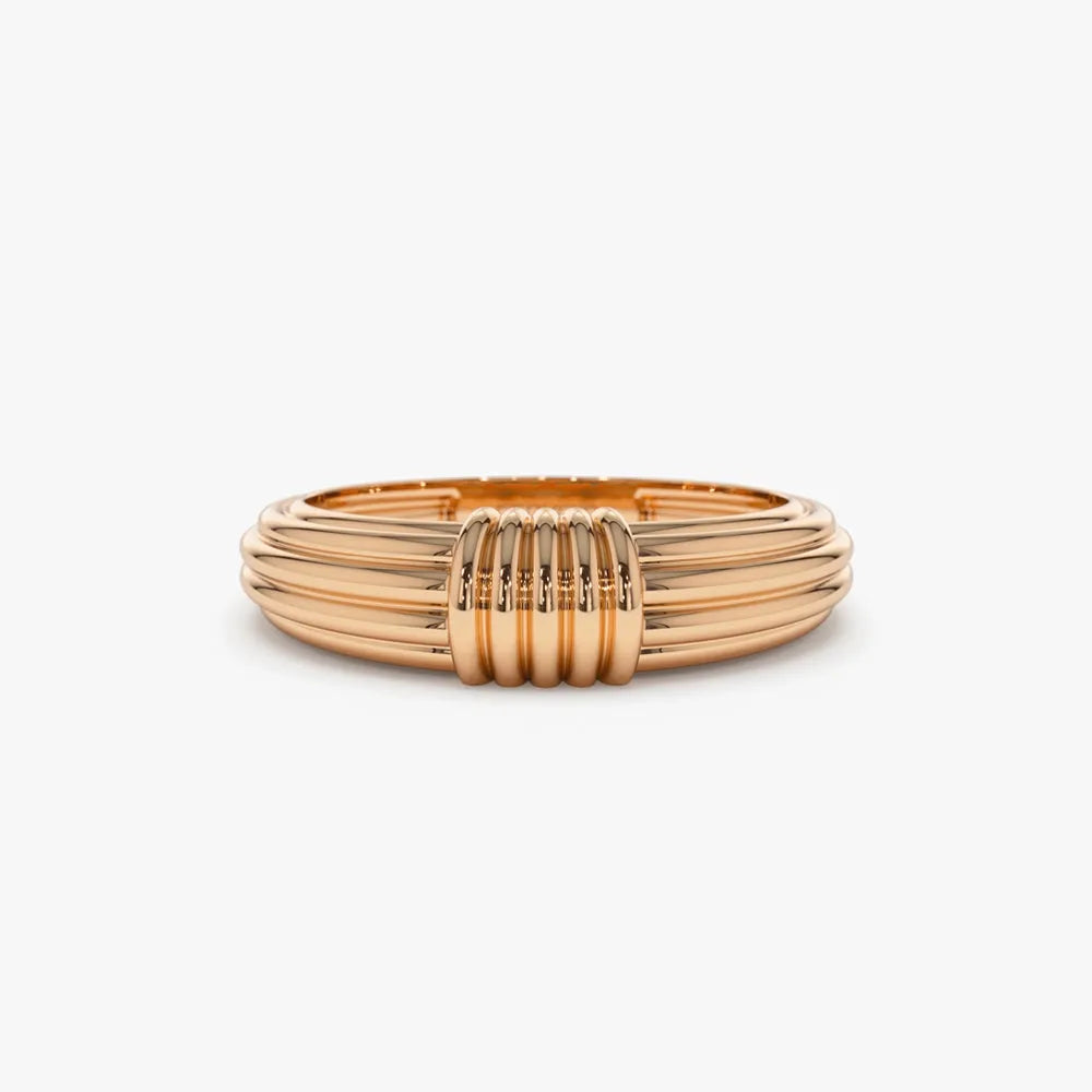 14k Ribbed Dome Graduating Gold Ring