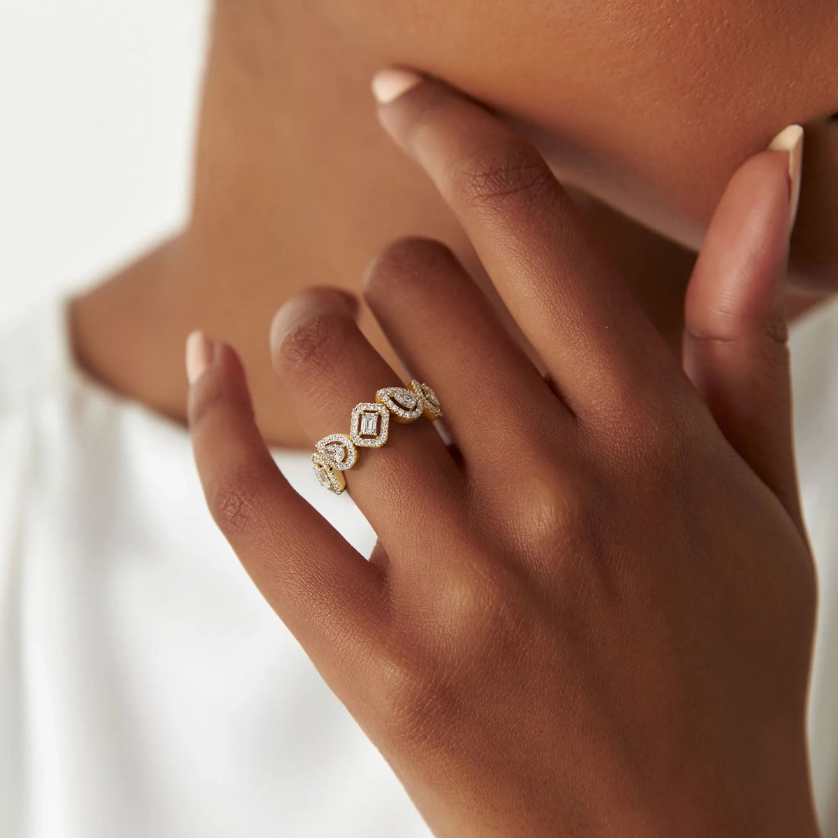 14k Solid Gold Multi Shape Emerald Pear and Round Diamond 0.80 Carat Band Ring