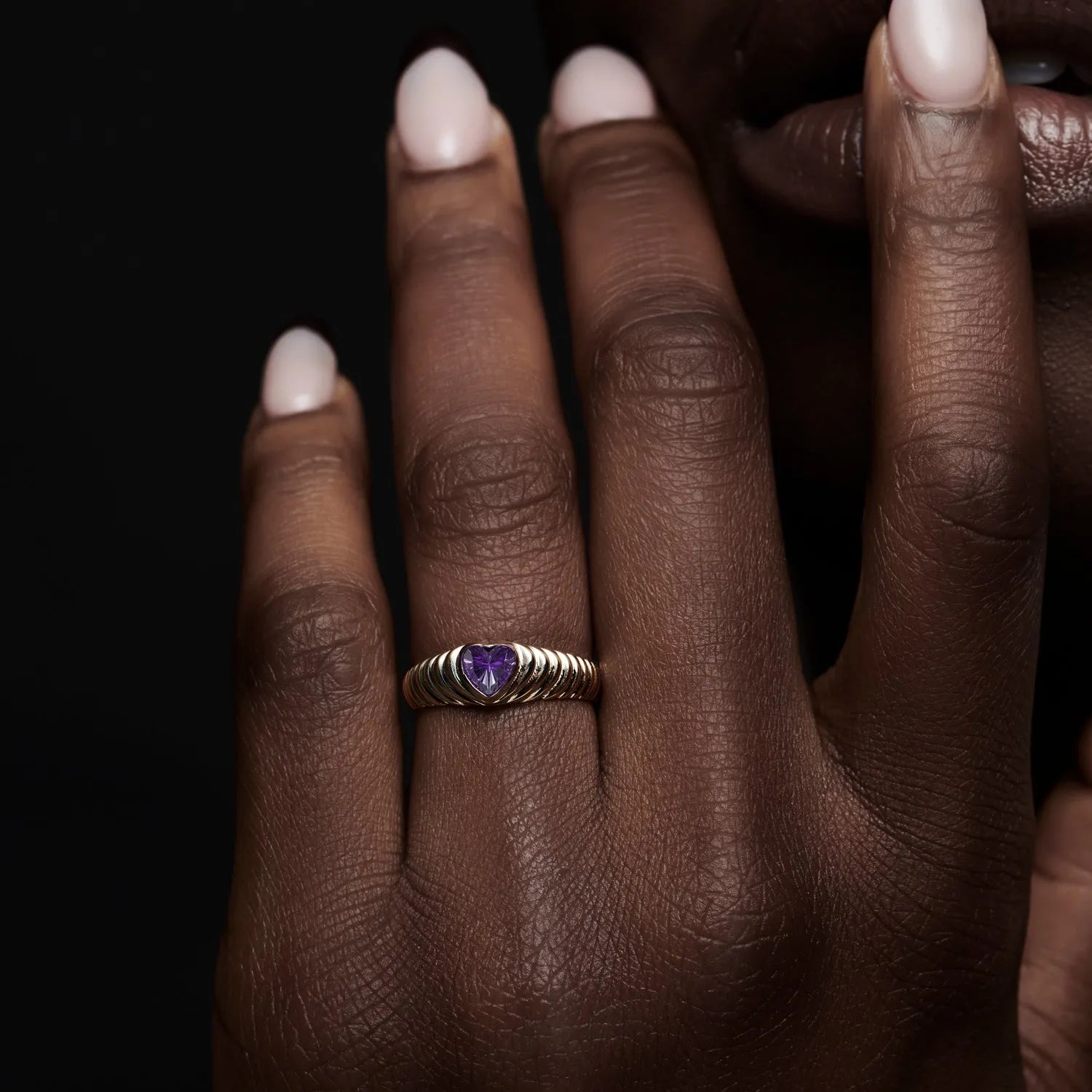 14K Solid Gold Heart Shape Amethyst 0.40 Carat Dome Beveled Ring