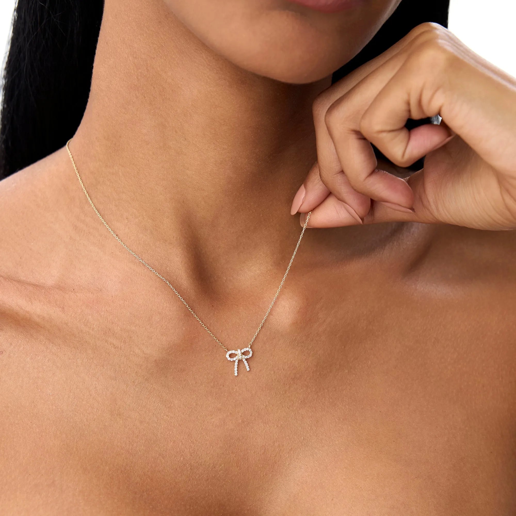 14K Solid Gold 0.17 CTW Round Diamond Bow Necklace Prong Setting