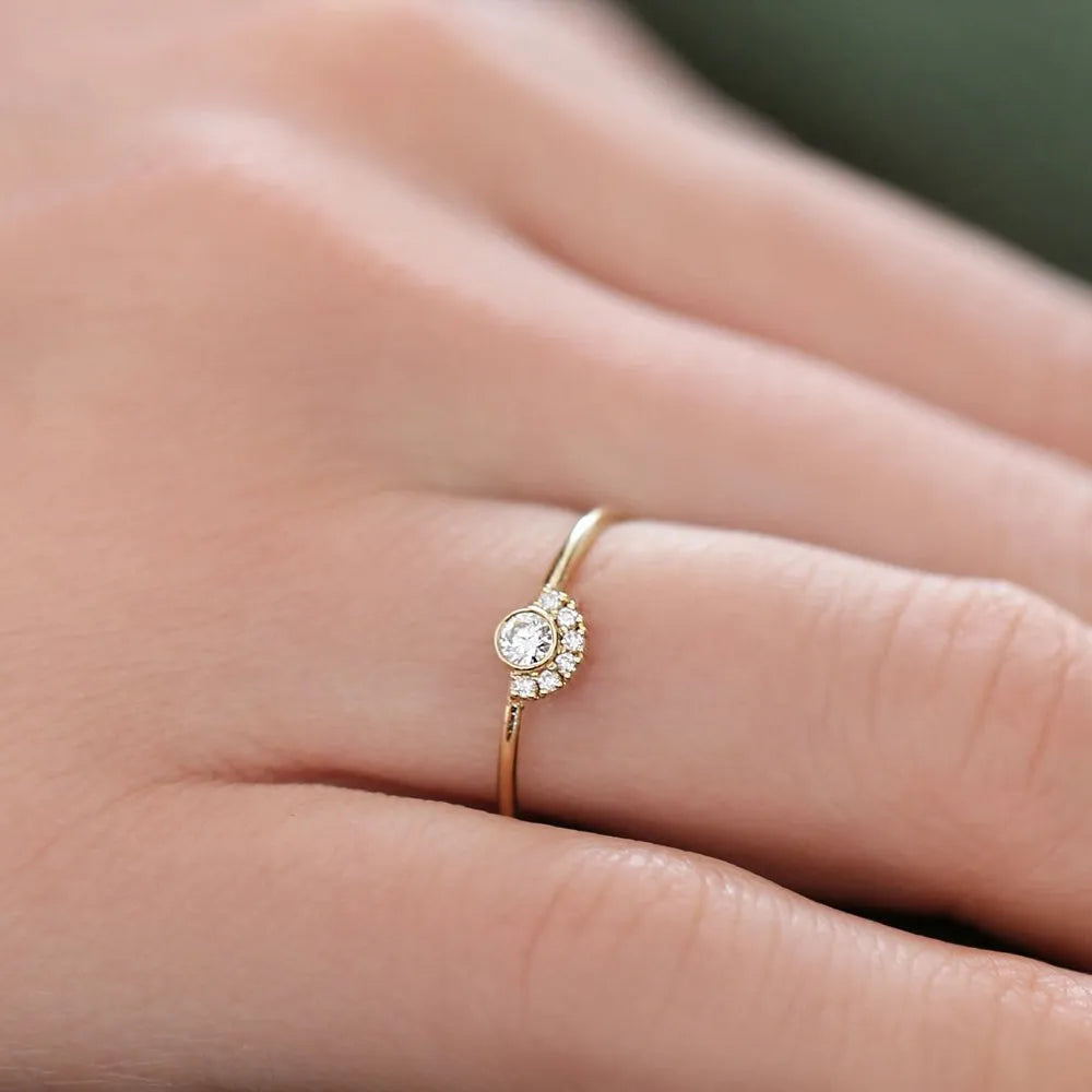 14K Gold 0.14 ctw Round Diamond Half Halo Bezel Setting Ring