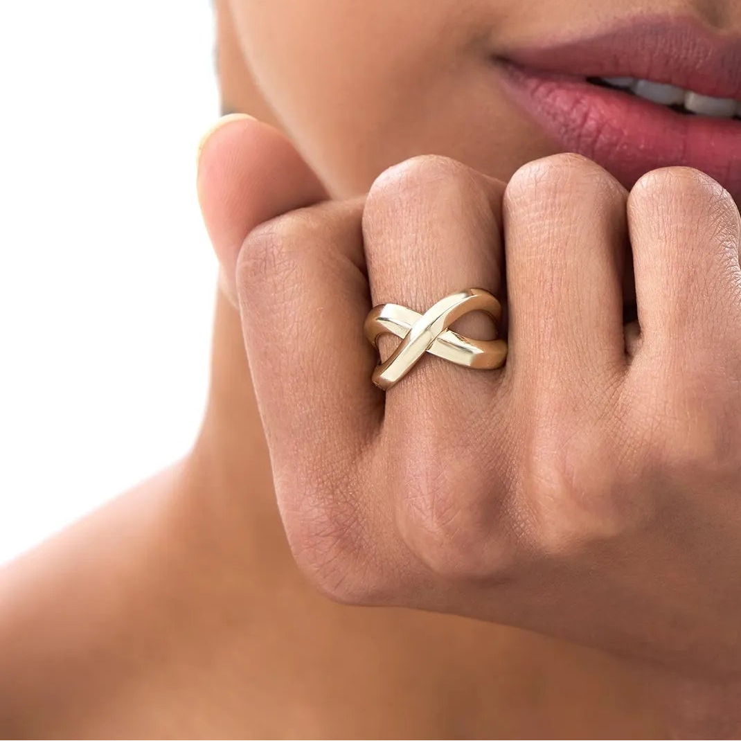 14k Gold Chunky Criss Cross Statement Ring 12.5mm Wide Band