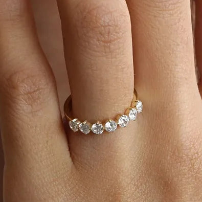 14k Gold Round Diamond 7 Stone Prong Setting Wedding Band 0.70 ctw